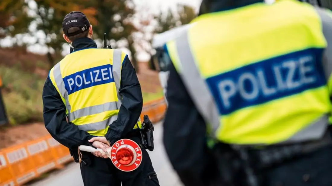 Bundespolizeidirektion München: Justizvollzugs-, Abschiebehaftanstalt und Krankenhaus/ Bundespolizei entzieht drei Männern die Freiheit - Bild: presseportal.de