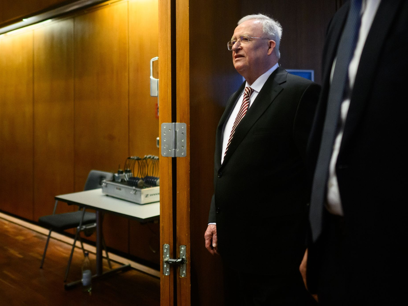 Der Prozess gegen den ehemaligen Vorstandsvorsitzenden der Volkswagen AG, Martin Winterkorn, startet im September. - Foto: Julian Stratenschulte/dpa