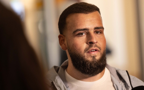 Nach einem milden Urteil im Strafprozess muss der Rapper nun noch in Ordnungshaft (Archivbild) - Foto: Dieter Menne/dpa