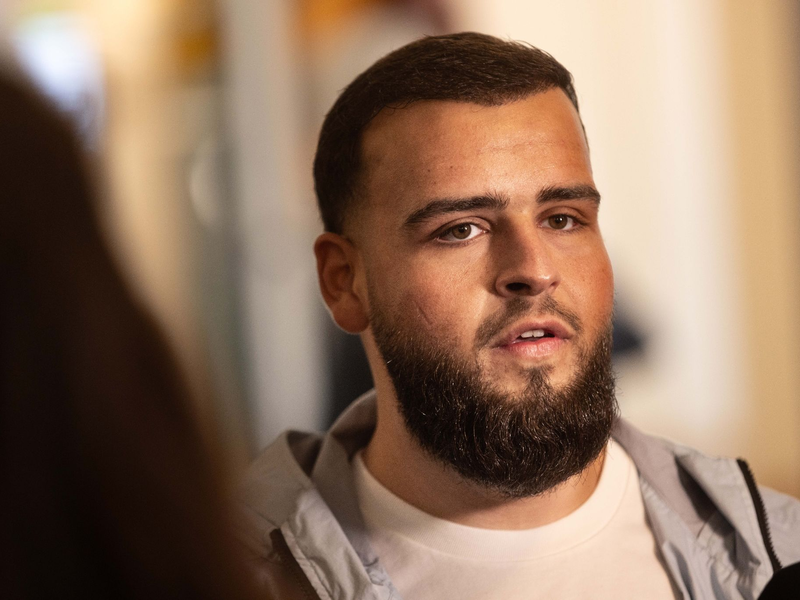 Nach einem milden Urteil im Strafprozess muss der Rapper nun noch in Ordnungshaft (Archivbild) - Foto: Dieter Menne/dpa