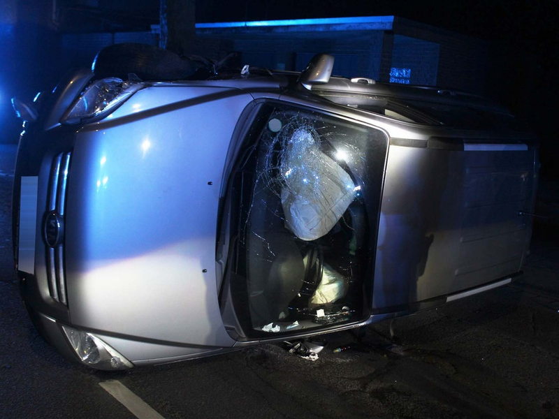 POL-DU: Beeck: Alkohol am Steuer - Auto überschlägt sich - Foto: presseportal.de