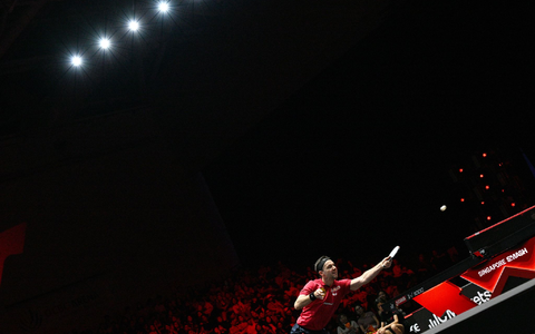 Musste sich beim Grand-Smash-Turnier in Singapur im Viertelfinale geschlagen geben: Timo Boll. - Foto: Then Chih Wey/XinHua/dpa Musste sich beim Grand-Smash-Turnier in Singapur im Viertelfinale geschlagen geben: Timo Boll. - Foto: Then Chih Wey/XinHua/dpa