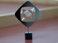 Eine Grimme-Preis Trophäe. Die Preisträger des diesjährigen Grimme-Preises wurden in Marl bekannt gegeben. - Foto: Henning Kaiser/dpa