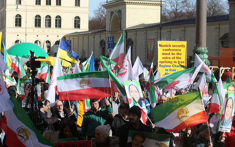 Protest gehen Iran vor Münchner Sicherheitskonferenz (Archiv) - Foto: über dts Nachrichtenagentur