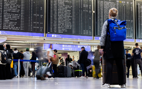 Mit den Warnstreiks der Luftsicherheitskräfte wollte Verdi vor der nächsten Verhandlungsrunde am 20. März den Druck auf die Arbeitgeber erhöhen. - Foto: Lando Hass/dpa