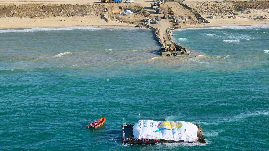 Die Mission der «Open Arms» gilt als Pilotprojekt für eine bessere Versorgung der mehr als zwei Millionen Menschen im Gazastreifen, denen es wegen des Kriegs derzeit an praktisch allem fehlt. - Bild: Uncredited/Israeli Army/AP
