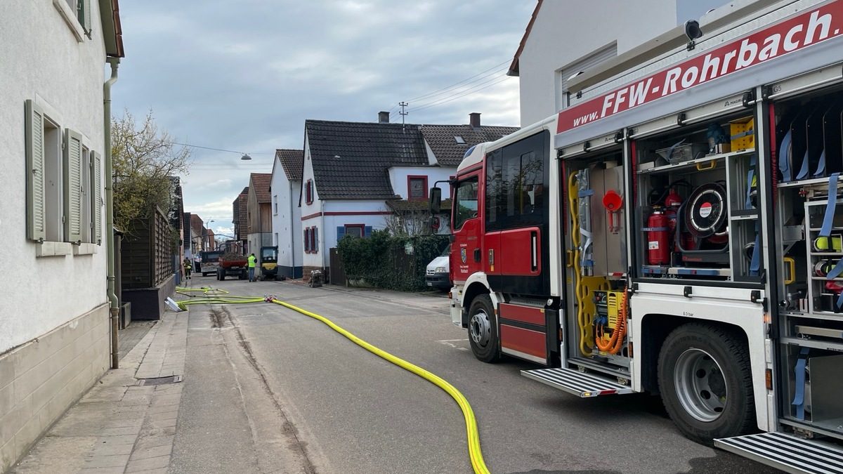 POL-PDLD: Erneute Beschädigung einer Gasleitung bei Verlegung von Glasfaserkabel - Foto: presseportal.de