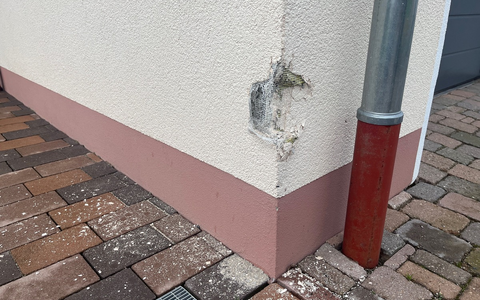 POL-PDLD: Hauswand beschädigt - Foto: presseportal.de