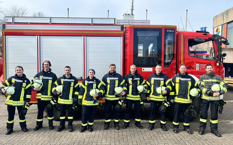 FW-WRN: 9 Kameradinnen und Kameraden der Freiwilligen Feuerwehr Werne haben die gemeinsame Modulausbildung 1 & 2 mit Erfolg bestanden - Foto: presseportal.de FW-WRN: 9 Kameradinnen und Kameraden der Freiwilligen Feuerwehr Werne haben die gemeinsame Modulausbildung 1 & 2 mit Erfolg bestanden - Foto: presseportal.de