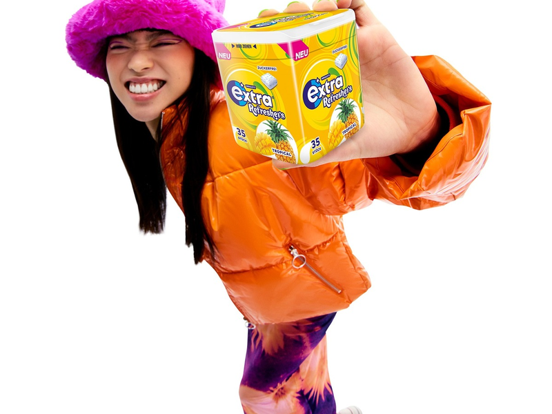 Frischer Wind im Alltag mit EXTRA Refreshers / Der neue zuckerfreie Soft-Kaugummi bringt Spaß und Genuss und ist der ideale Begleiter durch den Tag - Foto: presseportal.de