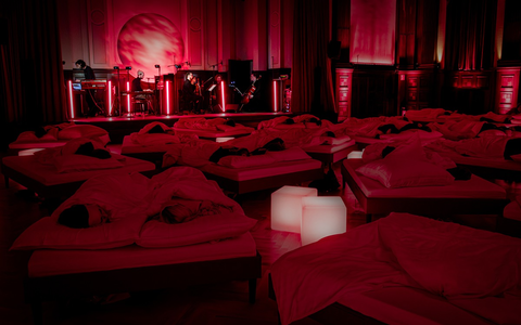 Schlafen war bei diesem Konzert ausdrücklich erwünscht: Emma Sleep veröffentlicht erstes Musikalbum zum Einschlafen - Foto: presseportal.de