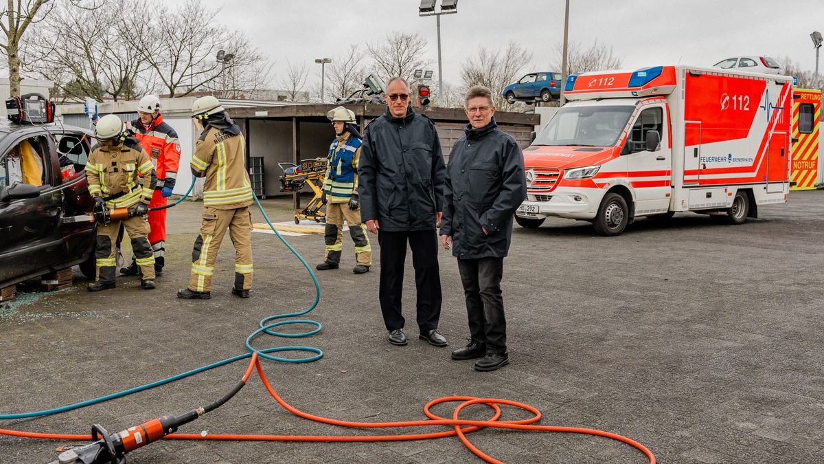 FW Bremerhaven: Rückblick auf das Jahr 2023 und zukünftige Herausforderungen der Feuerwehr Bremerhaven - Foto: presseportal.de