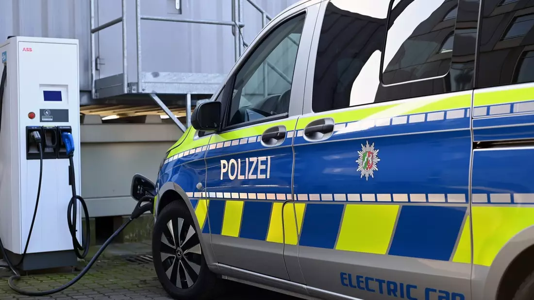 POL-LZPD: Solarstrom für das Landesamt für Zentrale Polizeiliche Dienste Nordrhein-Westfalen / BLB NRW sorgt für Klimaschutz - Bild: presseportal.de