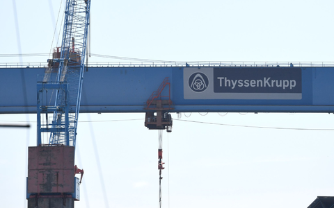 Thyssenkrupp: Im vergangenen Jahr gab es grünes Licht für die Verselbstständigung von TKMS. - Foto: Carsten Rehder/dpa