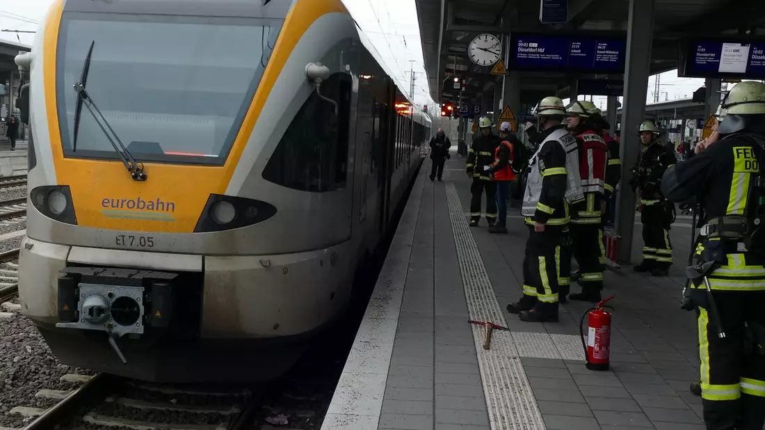 FW-DO: Lokführer meldet Feuer im Regionalexpress - Feuerwehr löscht Kabelbrand am Hauptbahnhof - Bild: presseportal.de