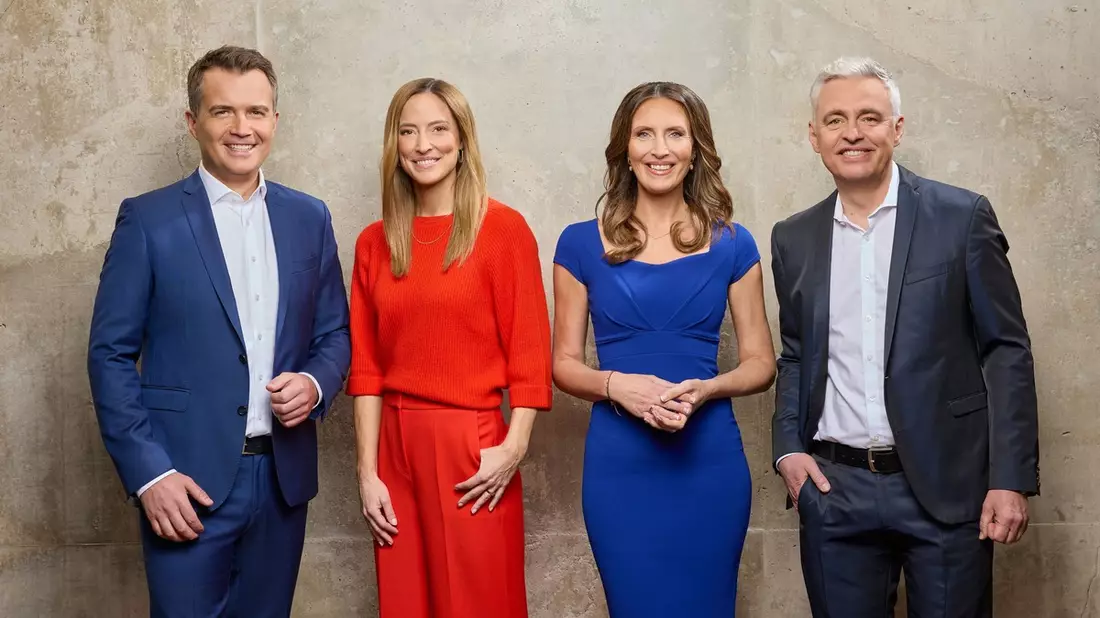 Starke Viererkette / RTL Aktuell stellt sich mit Roberta Bieling und Christopher Wittich als News-Anchors sowie Anna Fleischhauer und Andreas von Thien für den Sport neu auf - Bild: presseportal.de