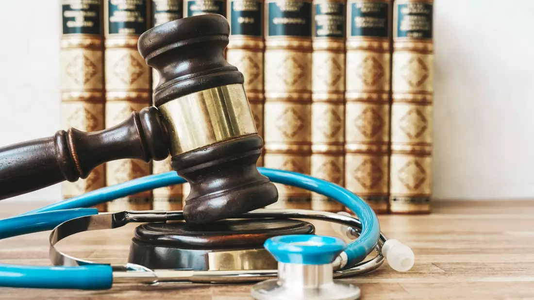 Fehlverhalten im Gesundheitswesen: AOK-Ermittlungsteam holt 3,8 Millionen Euro zurück - AOK-Verwaltungsrat fordert Schwerpunktstaatsanwaltschaft für Westfalen-Lippe - Bild: presseportal.de