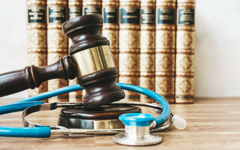 Fehlverhalten im Gesundheitswesen: AOK-Ermittlungsteam holt 3,8 Millionen Euro zurück - AOK-Verwaltungsrat fordert Schwerpunktstaatsanwaltschaft für Westfalen-Lippe - Foto: presseportal.de