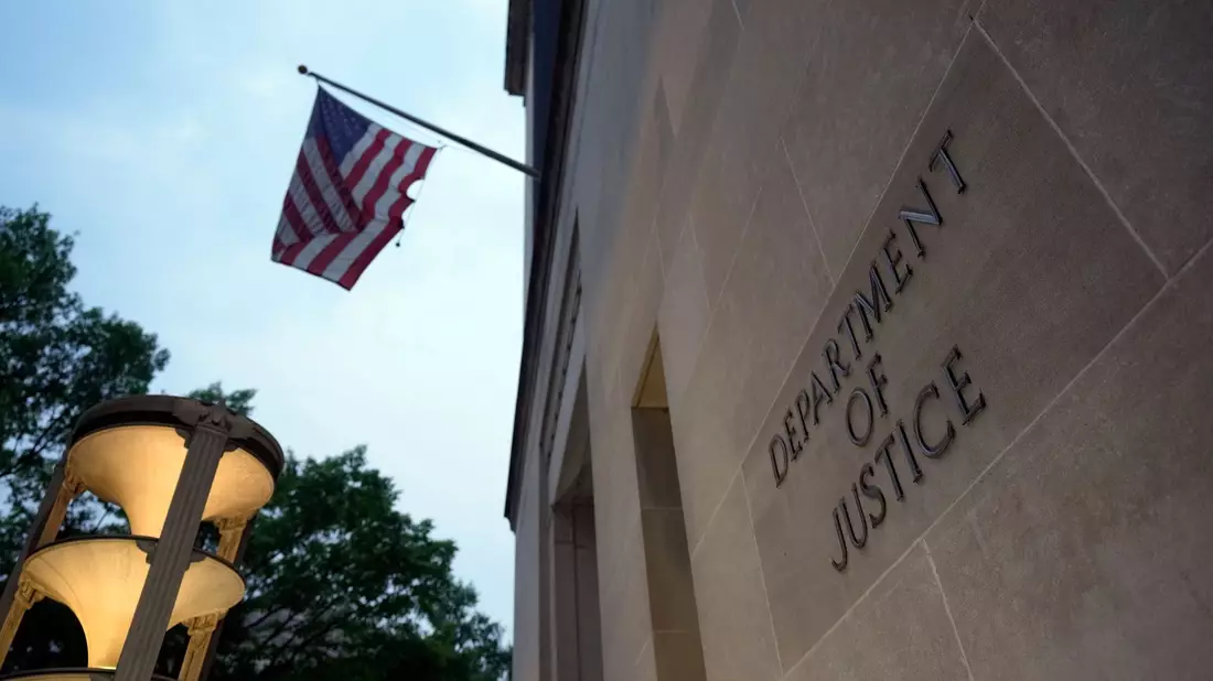 Das Justizministerium in Washington teilt mit, dass bereits ein Urteil gegen zwei der Männer beschlossen wurde. - Bild: Manuel Balce Ceneta/AP