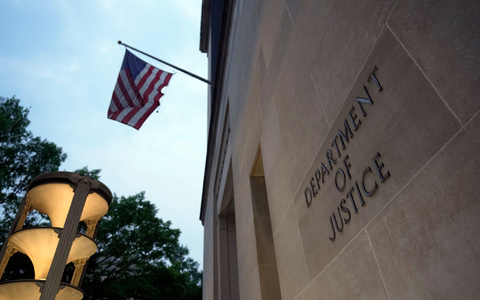 Das Justizministerium in Washington teilt mit, dass bereits ein Urteil gegen zwei der Männer beschlossen wurde. - Foto: Manuel Balce Ceneta/AP