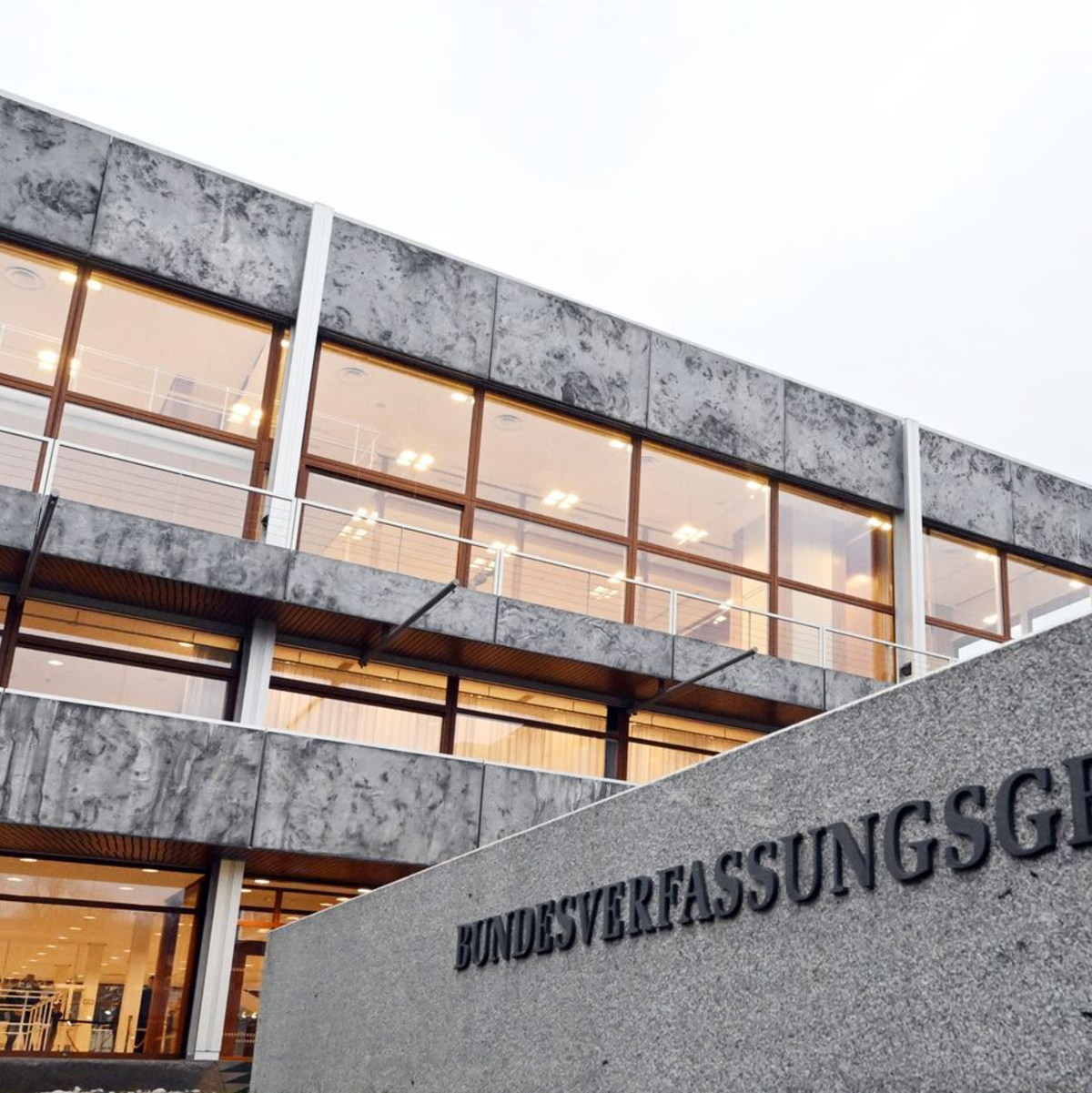 Das höchste deutsche Gericht will heute dazu verhandeln: Die AfD-Fraktion kämpft am Bundesverfassungsgericht um die Vorsitze in mehreren Bundestagsausschüssen. - Foto: Uli Deck/dpa