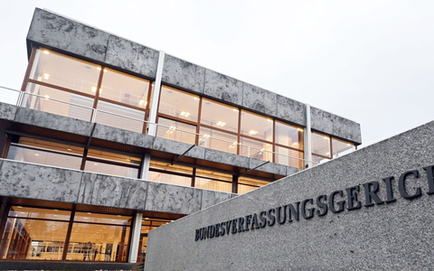 Das höchste deutsche Gericht will heute dazu verhandeln: Die AfD-Fraktion kämpft am Bundesverfassungsgericht um die Vorsitze in mehreren Bundestagsausschüssen. - Foto: Uli Deck/dpa