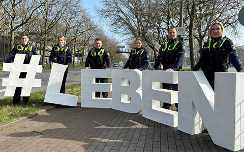 POL-DO: Das Team der Unfallprävention der Polizei: Mit Sicherheit für alle Bürgerinnen und Bürger da - Foto: presseportal.de