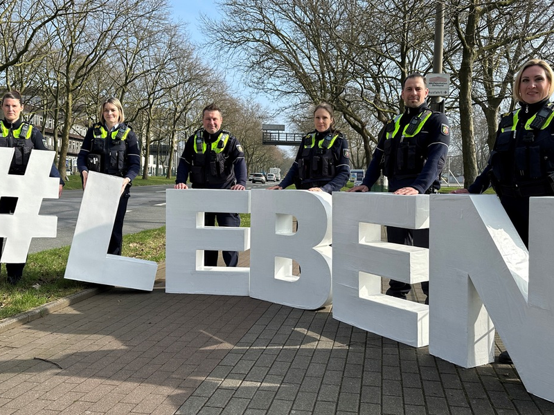 POL-DO: Das Team der Unfallprävention der Polizei: Mit Sicherheit für alle Bürgerinnen und Bürger da - Foto: presseportal.de