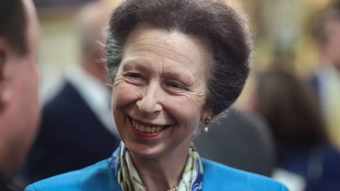 Vor genau 50 Jahren wurde die britische Prinzessin Anne beinahe entführt. Erst ein Boxer konnte den Angreifer niederstrecken. - Bild: Chris Jackson/Pool Getty via AP/dpa