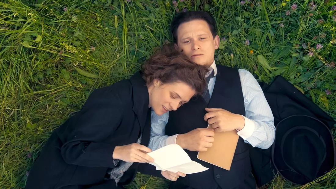 Milena Jesenska (Liv Lisa Fries) und Franz Kafka (Joel Basman) in einer Szene aus «Kafka». - Bild: -/Superfilm/NDR/dpa