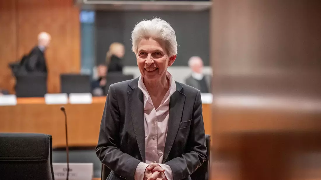 Marie-Agnes Strack-Zimmermann (FDP) befürchtet, dass ihr Vorschlag nicht gut aufgenommen wird. - Bild: Michael Kappeler/dpa