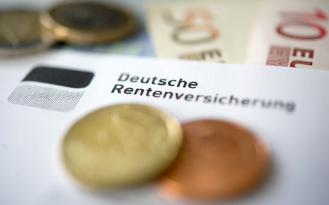 Die Erhöhung der Rente ist eine gute Nachricht für alle Rentnerinnen und Rentner in Deutschland. Aber auch für die Arbeitgeber? - Foto: Marijan Murat/dpa