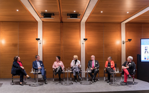 Parlamentarischer Abend: Deutschland braucht eine Menopause-Strategie - England macht es vor! - Foto: presseportal.de