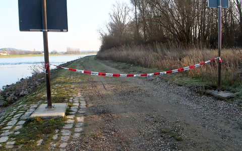 Am Rheinufer sind in den vergangenen Wochen zwei Leichen gefunden worden. Die Polizei ermittelt gegen ein tatverdächtiges Ehepaar. - Foto: René Priebe/pr-video/dpa