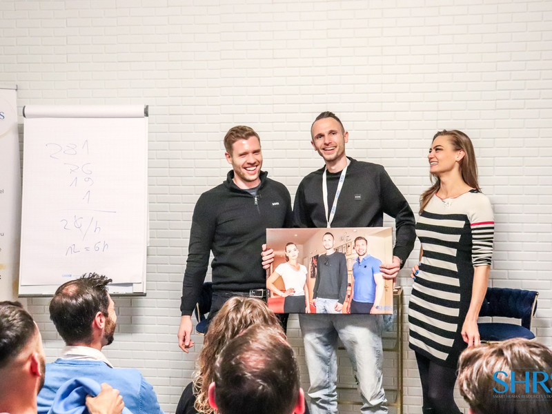 Erfolgreich im Direktvertrieb: Wie Tom Peglow durch das Coaching der SHRS Consulting zur Top-Führungskraft im Haustürgeschäft wurde und so seine Berater zu Top-Verkäufern gemacht hat - Foto: presseportal.de