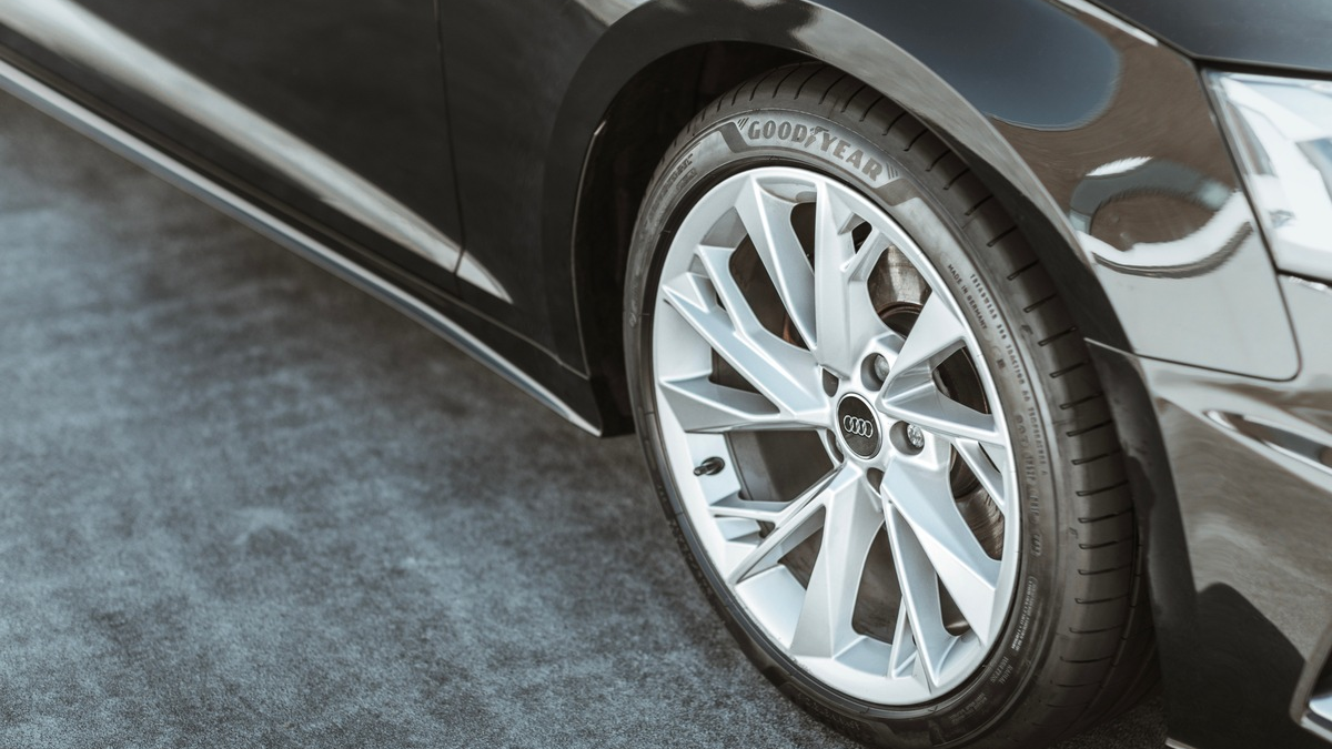 Die Vorteile von Premiumreifen im Sommer - Foto: presseportal.de