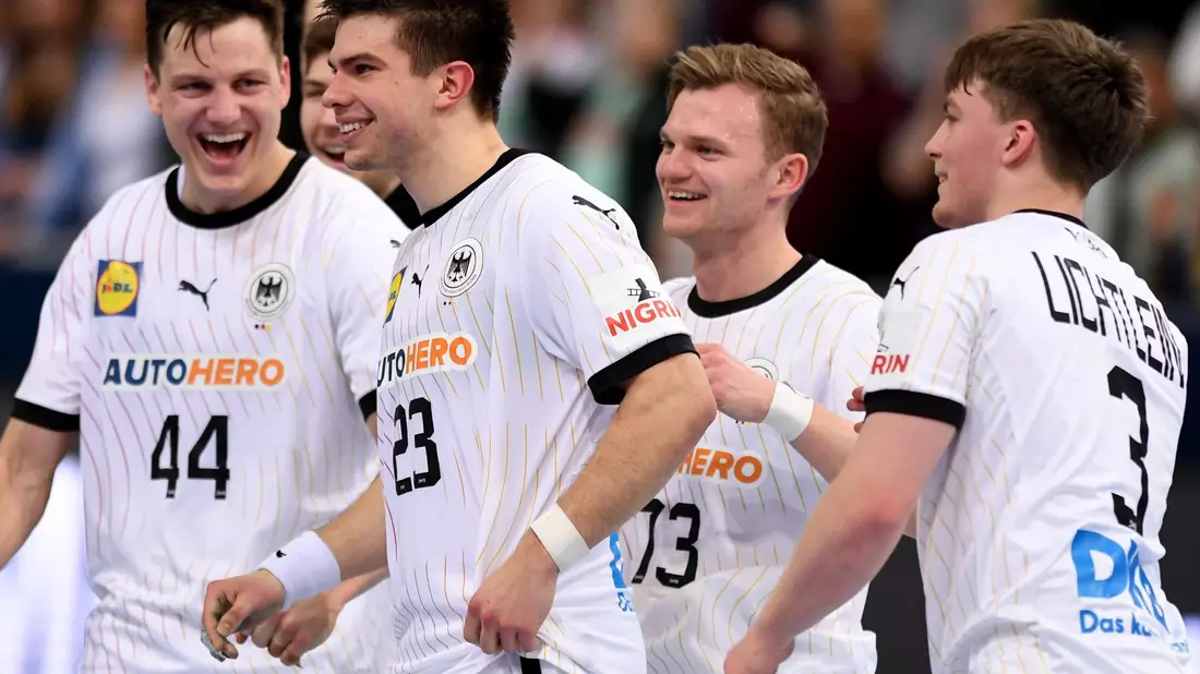 Das DHB-Team trifft in der Qualifikation für die EM 2026 auf Österreich, die Schweiz und die Türkei. - Bild: Swen Pförtner/dpa