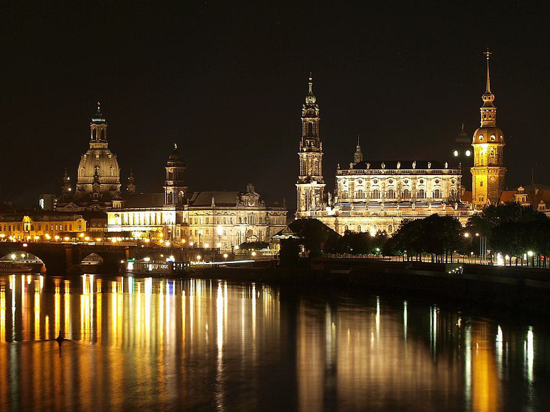 Dresden bei Nacht (Archiv) - Foto: über dts Nachrichtenagentur