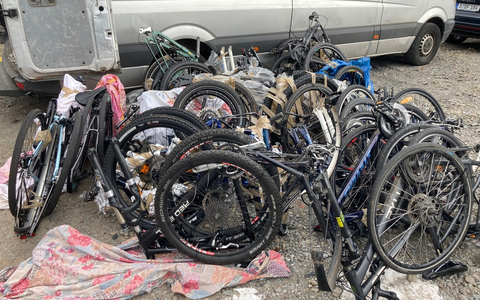 POL-E: Essen: Aufmerksame Zeugin meldet verdächtigen Transporter - 22 Fahrräder sichergestellt - Foto: presseportal.de