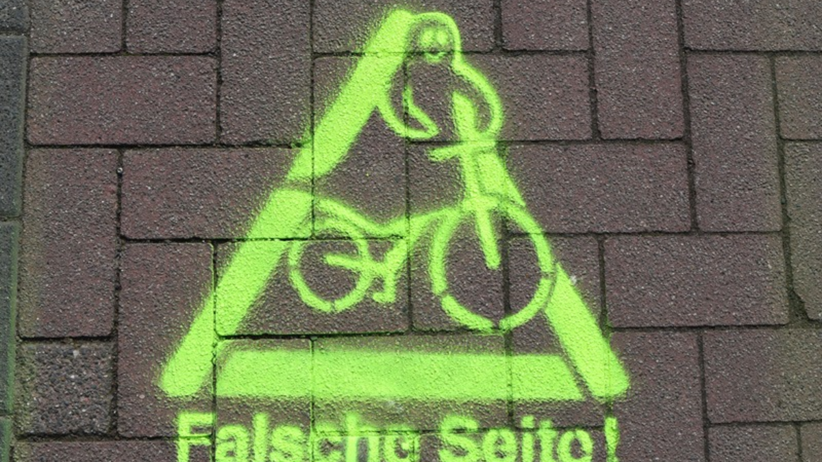 POL-ST: Greven, mit Sprühschablonen gegen 