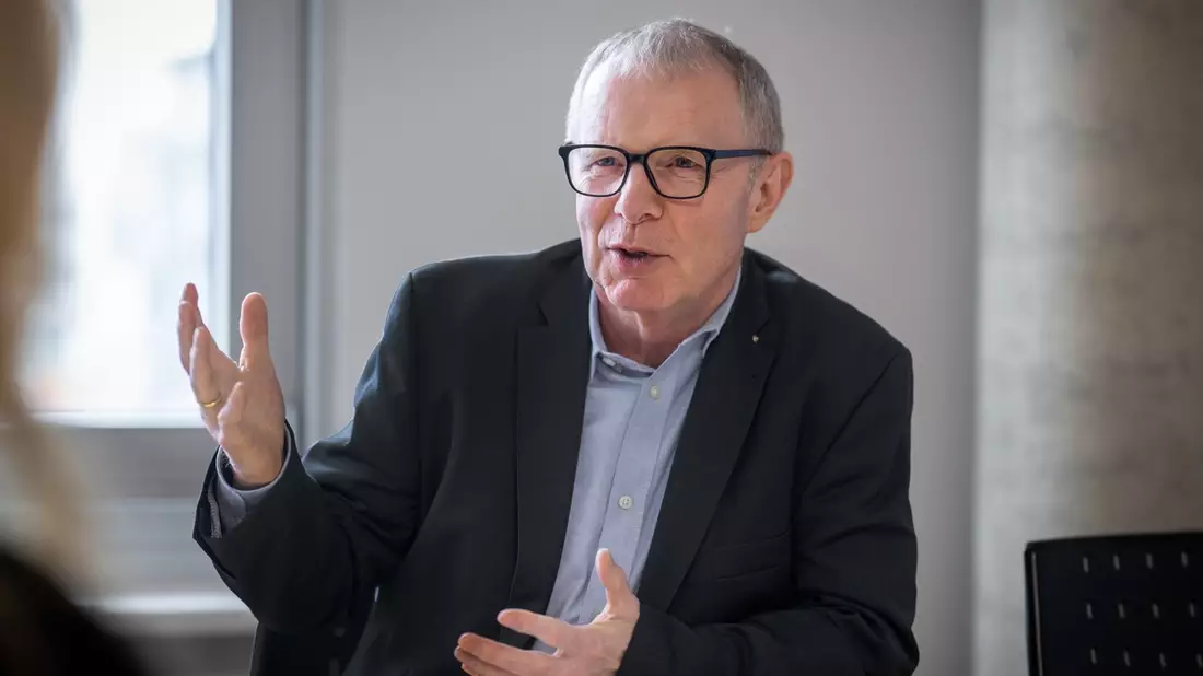 DSGVO-konform ohne großen Aufwand: Dietmar Niehaus von der IDD GmbH macht Datenschutz für Unternehmen einfach - Bild: presseportal.de