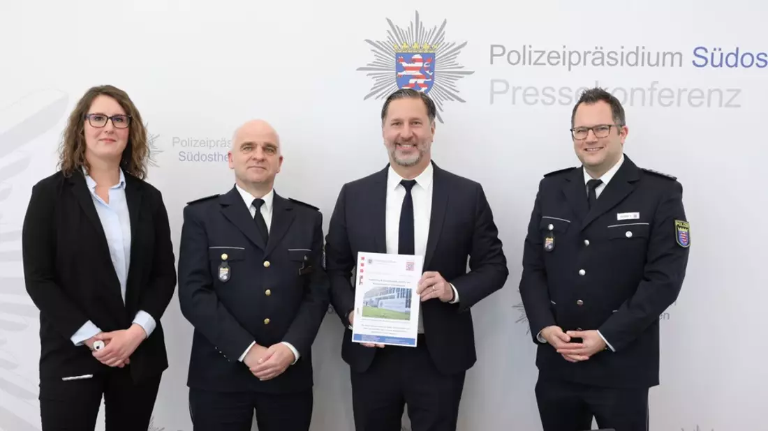 POL-OF: Polizeipräsident Daniel Muth stellt Polizeiliche Kriminalstatistik 2023 vor - Bild: presseportal.de