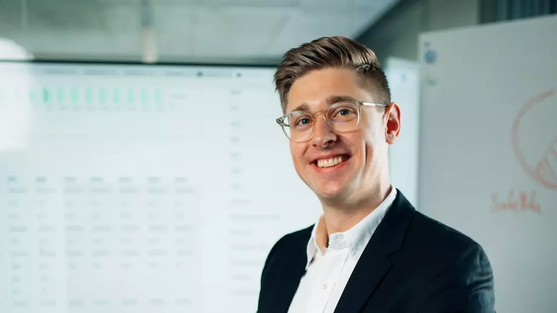 Eulerpool Research Systems erreicht Meilenstein von 250.000 Euro monatlichem Abonnementvolumen (MRR) und festigt Position als Europas führender Anbieter von Finanzkennzahlen - Bild: presseportal.de