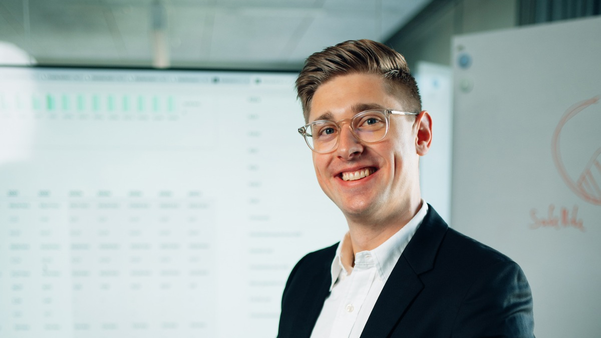 Eulerpool Research Systems erreicht Meilenstein von 250.000 Euro monatlichem Abonnementvolumen (MRR) und festigt Position als Europas führender Anbieter von Finanzkennzahlen - Foto: presseportal.de