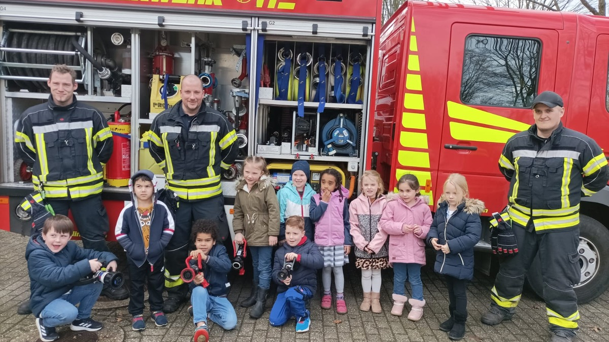 FW-KLE: Brandschutzerziehung mit der KITA Glücksklee: 