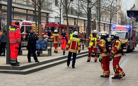 FW Minden: Austritt einer unbekannten Flüssigkeit in Drogeriemarkt verursacht Feuerwehreinsatz - Foto: presseportal.de