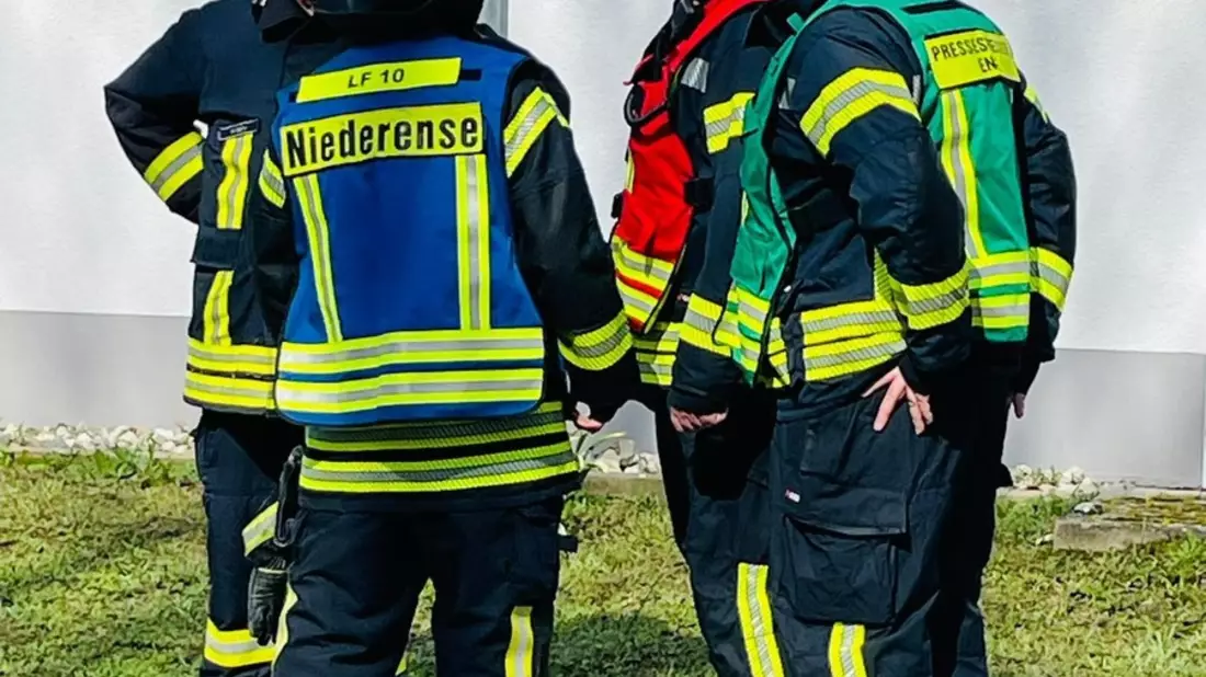 FW Ense: Rauchentwicklung in der Zwischendecke eines Supermarktes - Bild: presseportal.de