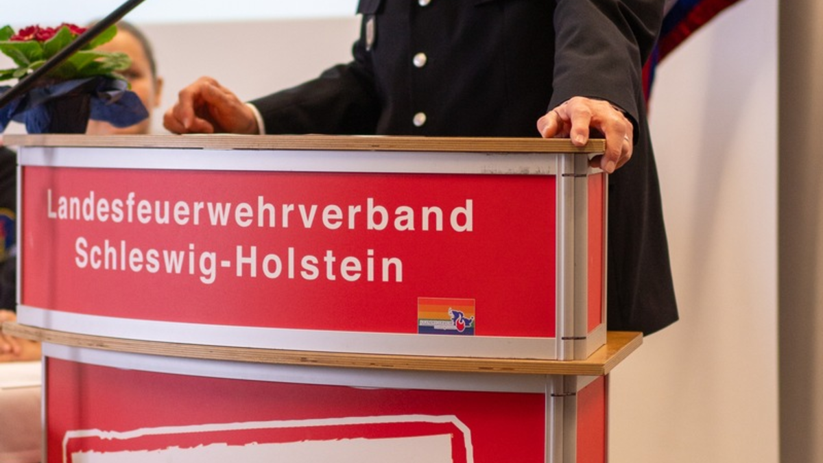 FW-LFVSH: Landesjugendfeuerwehrversammlung 2024: Jugendfeuerwehr bekennt sich klar zur freiheitlich demokartische Grundordnung - Foto: presseportal.de