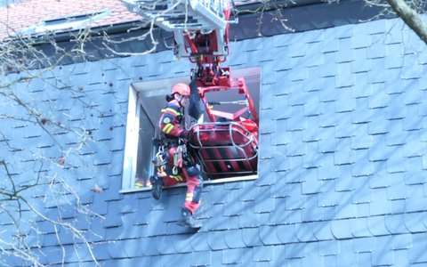 FW-DO: Menschenrettung mit Rescueloader Wellinghoferstraße / Rettung mit Drehleiter - Foto: presseportal.de