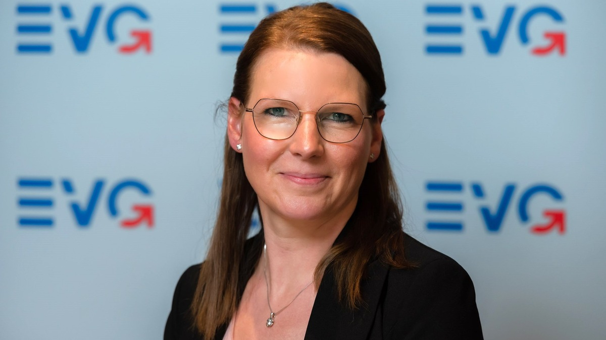 EVG Bayern: Kathleen Rudolph zur verhandelten Sozialpartnerschaft mit der Bayerischen Oberlandbahn (BOB) - Foto: presseportal.de